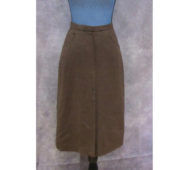 Mairi Macintyre Dresses & Skirts - Vintage Mairi Macintyre Scotland Brown Wool Skirt